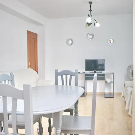 Cervantes Апартаменти *